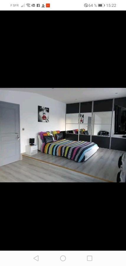 Maison A La Campagne Pres De La Ville Aiglemont Exteriör bild
